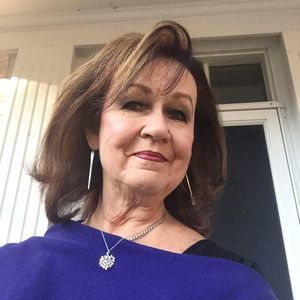 Meet your Posher, Christine